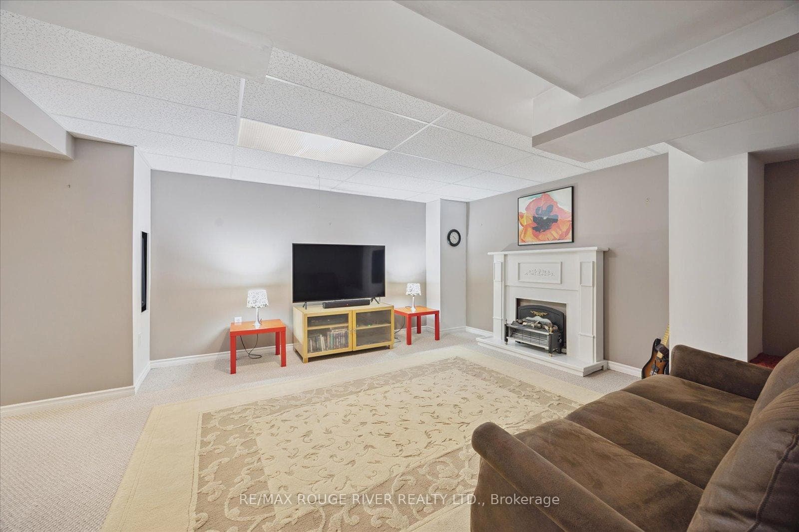 81 Vanguard Drive photo 23