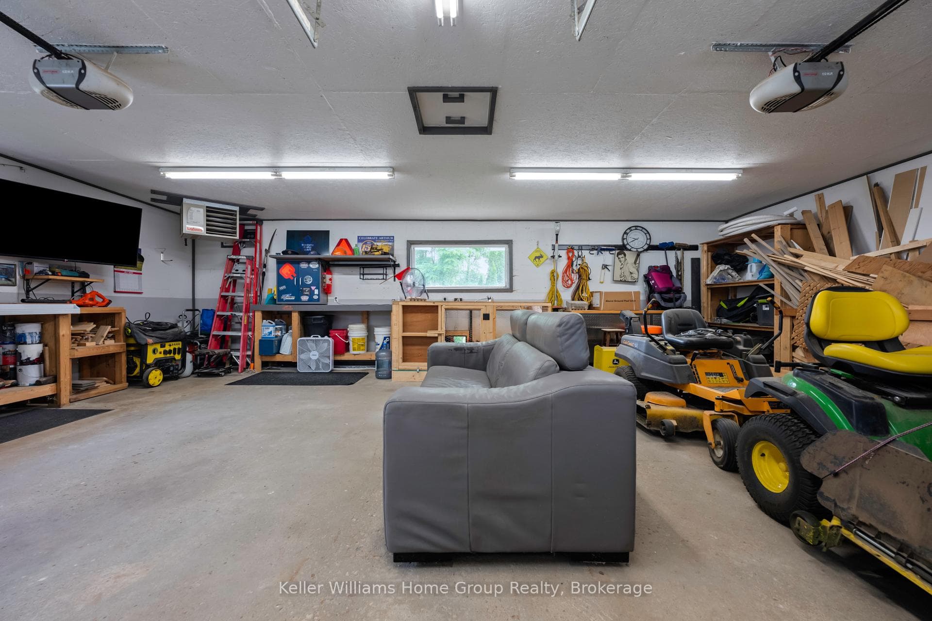 7021 Wellington Rd 109 Road photo 33