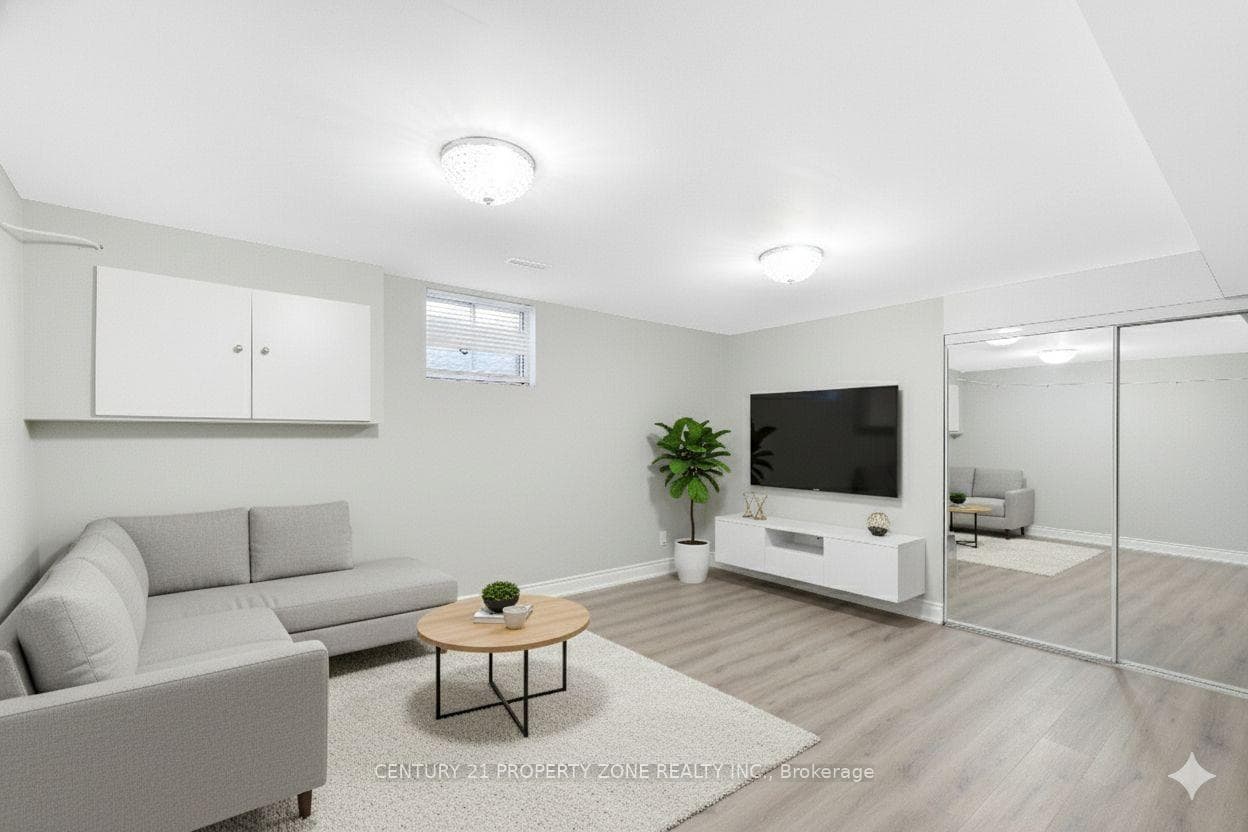 14 Huttonville Drive photo 37