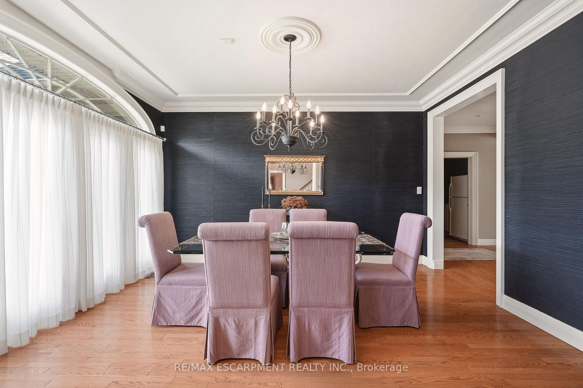 28 Millcreek Court photo 4