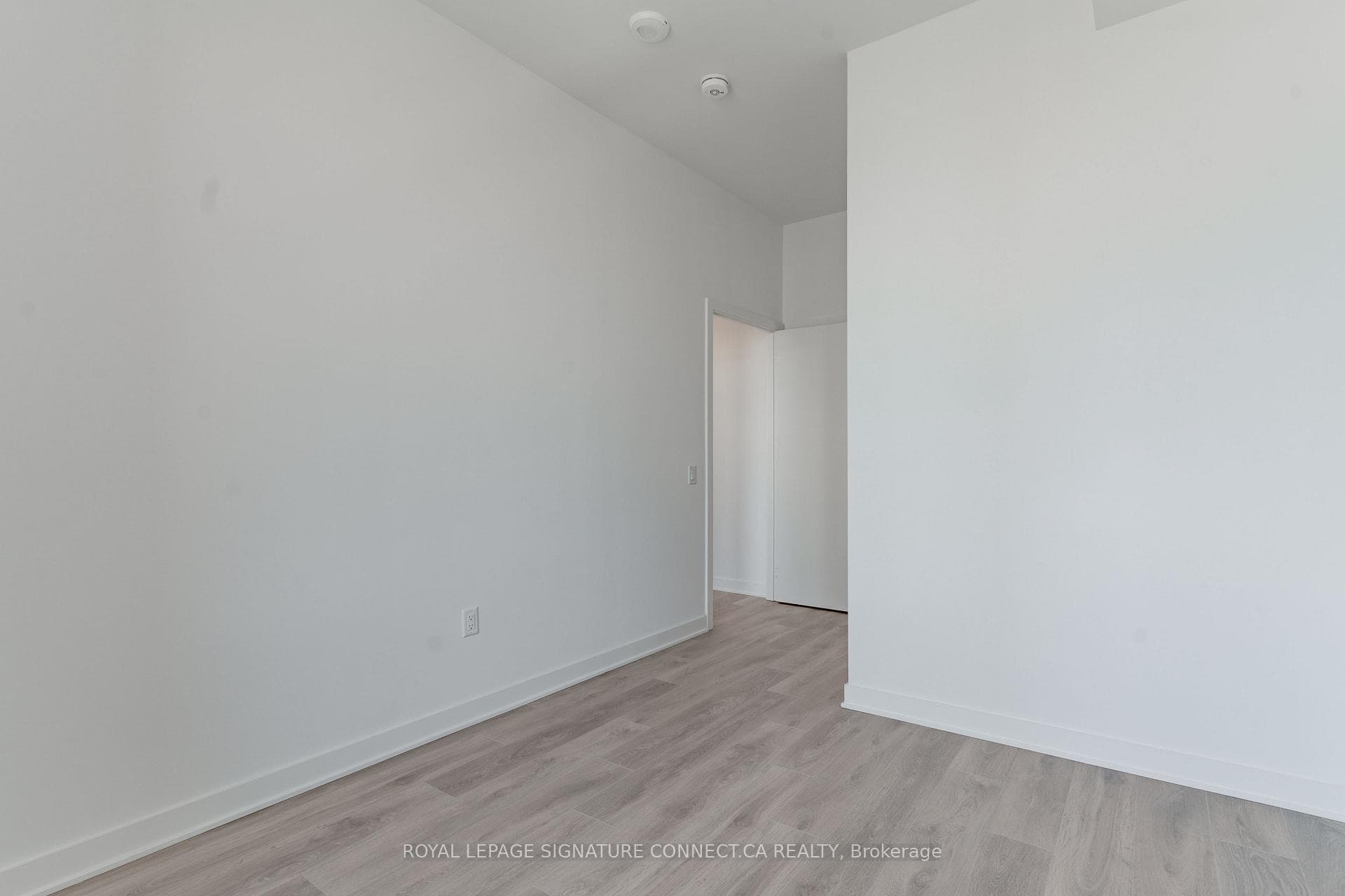 1185 Dupont Street Unit 908 photo 18