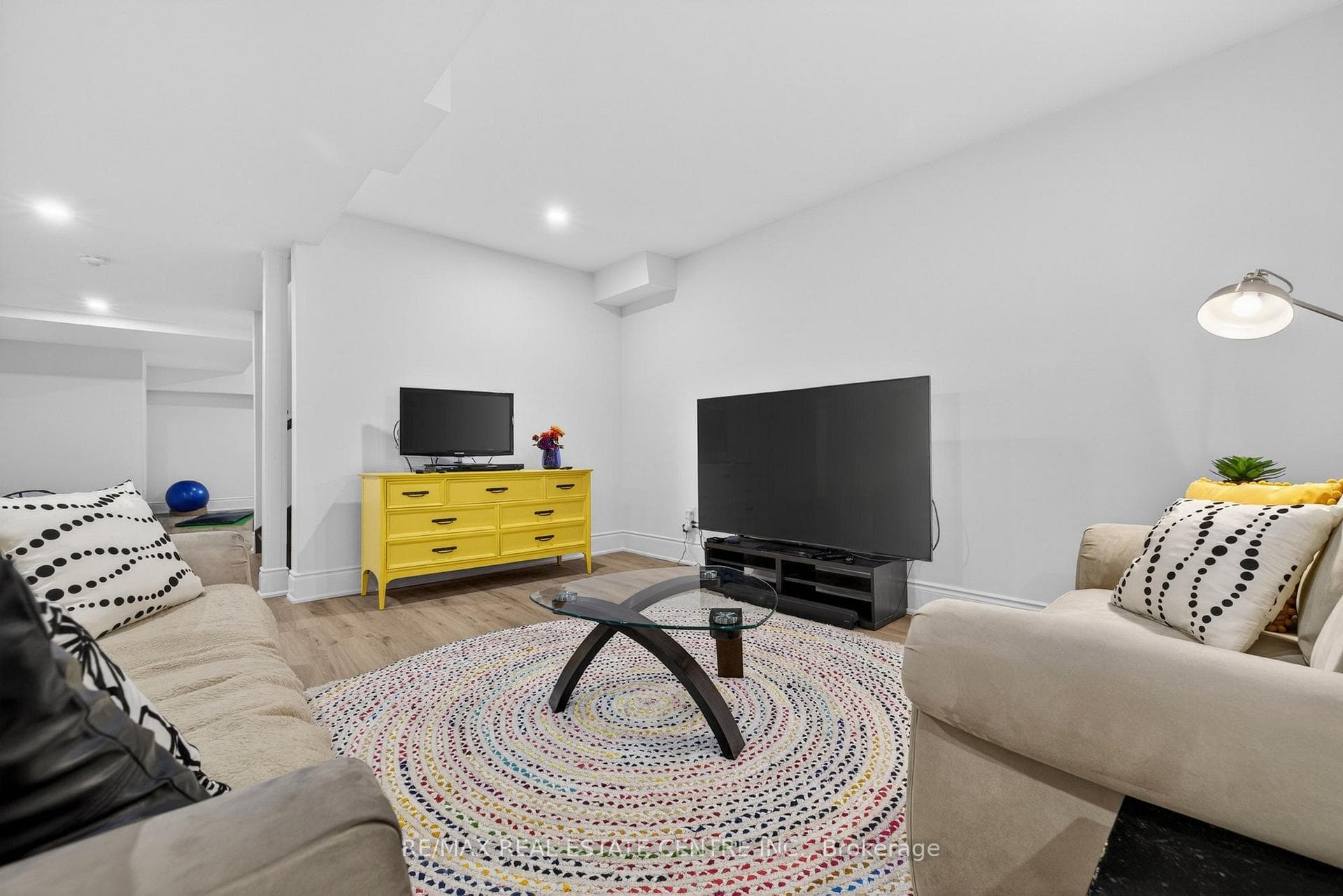 17 William Street photo 35