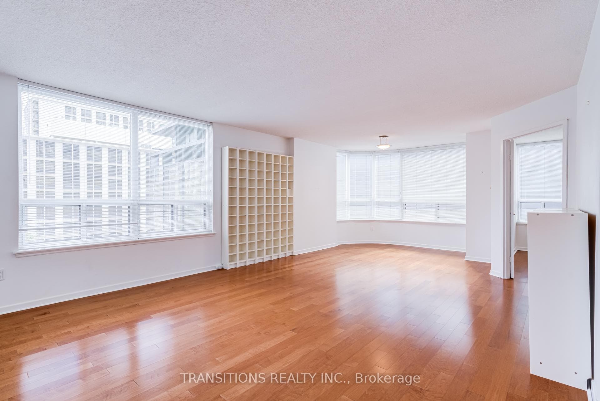 25 Maitland Street Unit 610 photo 12