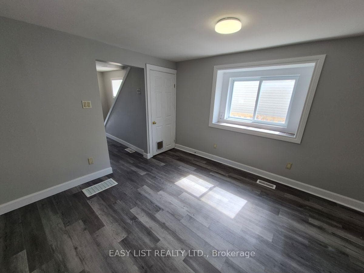 850 St Marys Street photo 4