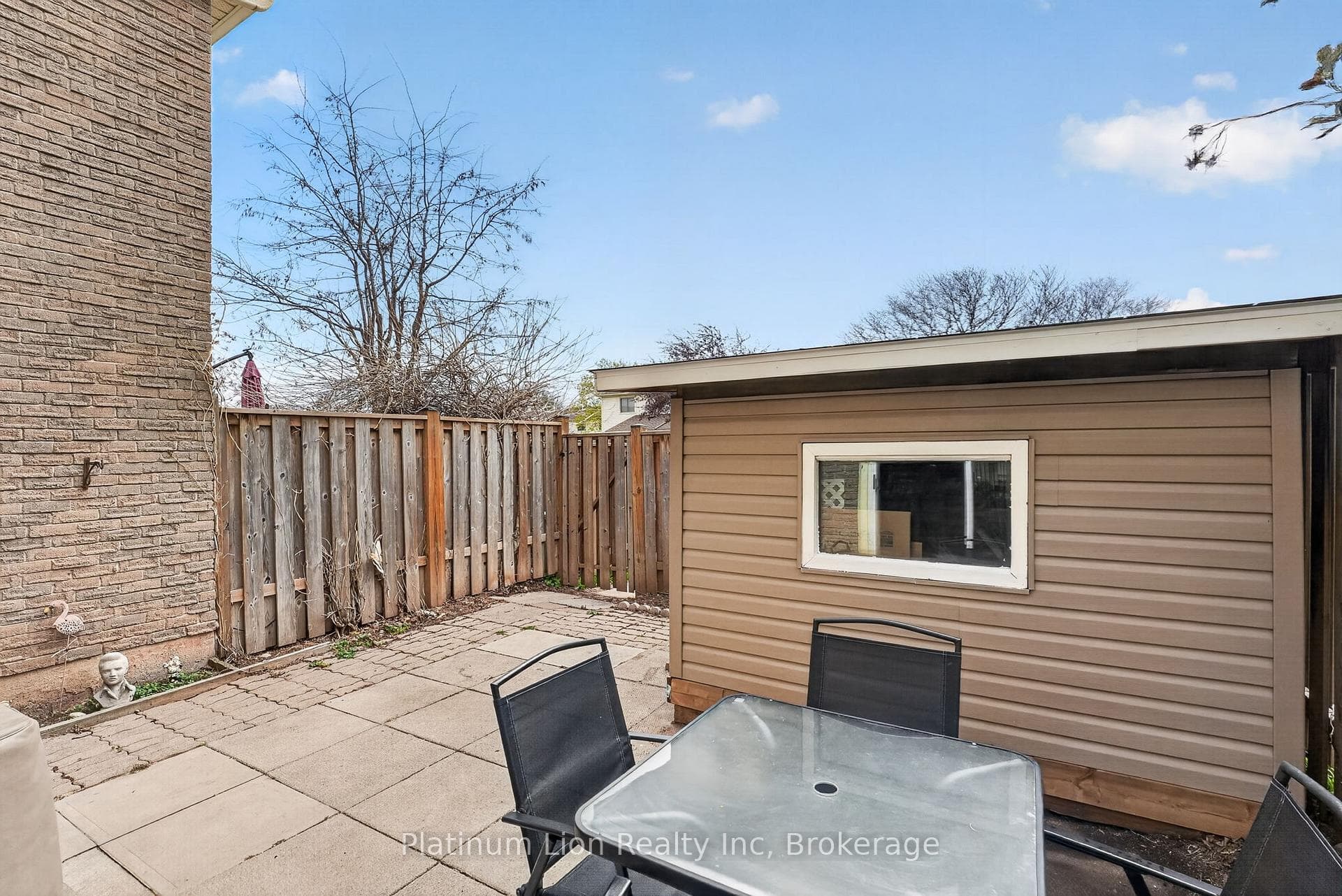 150 Gateshead Crescent Unit 19 photo 47