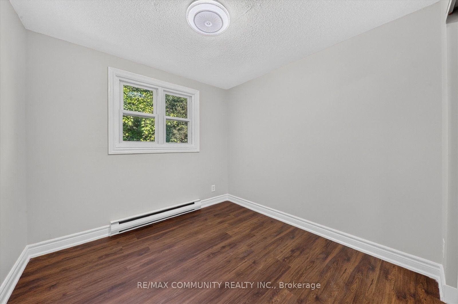 850 Huntingwood Drive Unit 15 photo 23