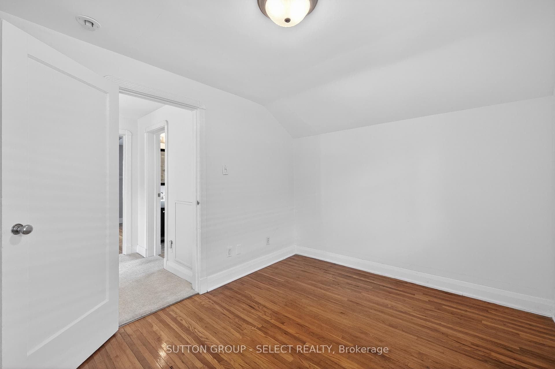 298 Wortley Road photo 16