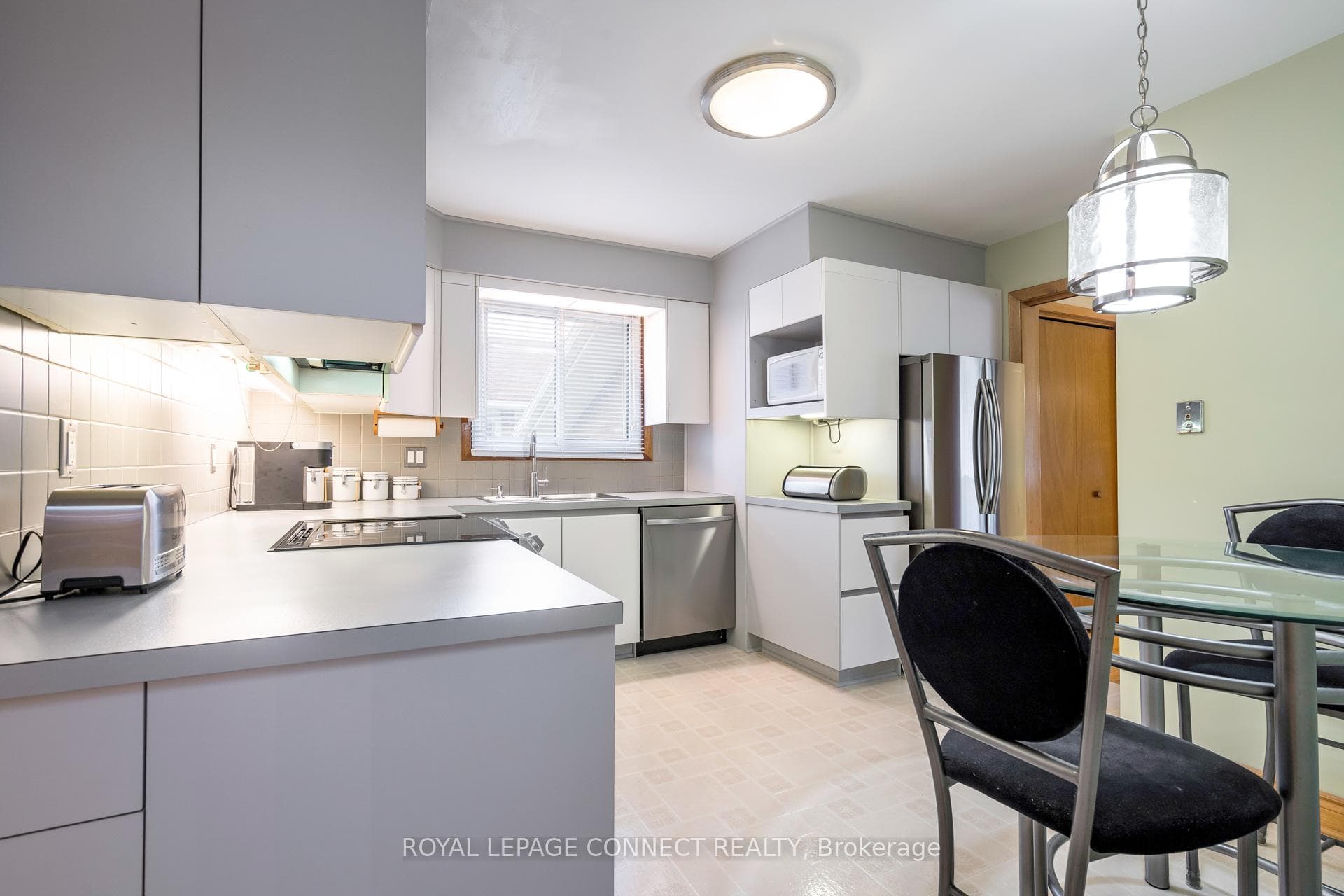 34 French Avenue photo 8