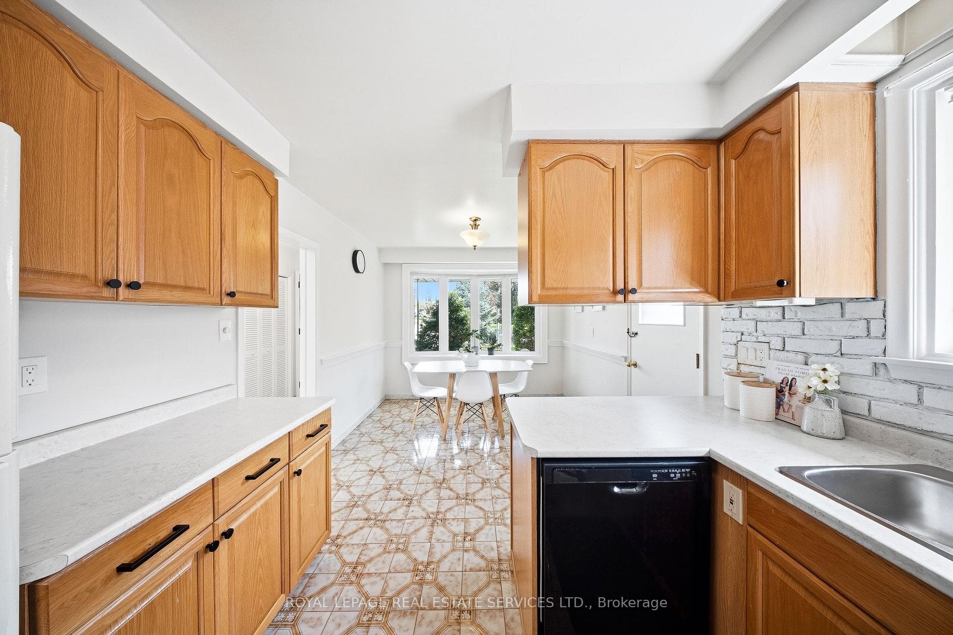 29 Norbert Crescent photo 9