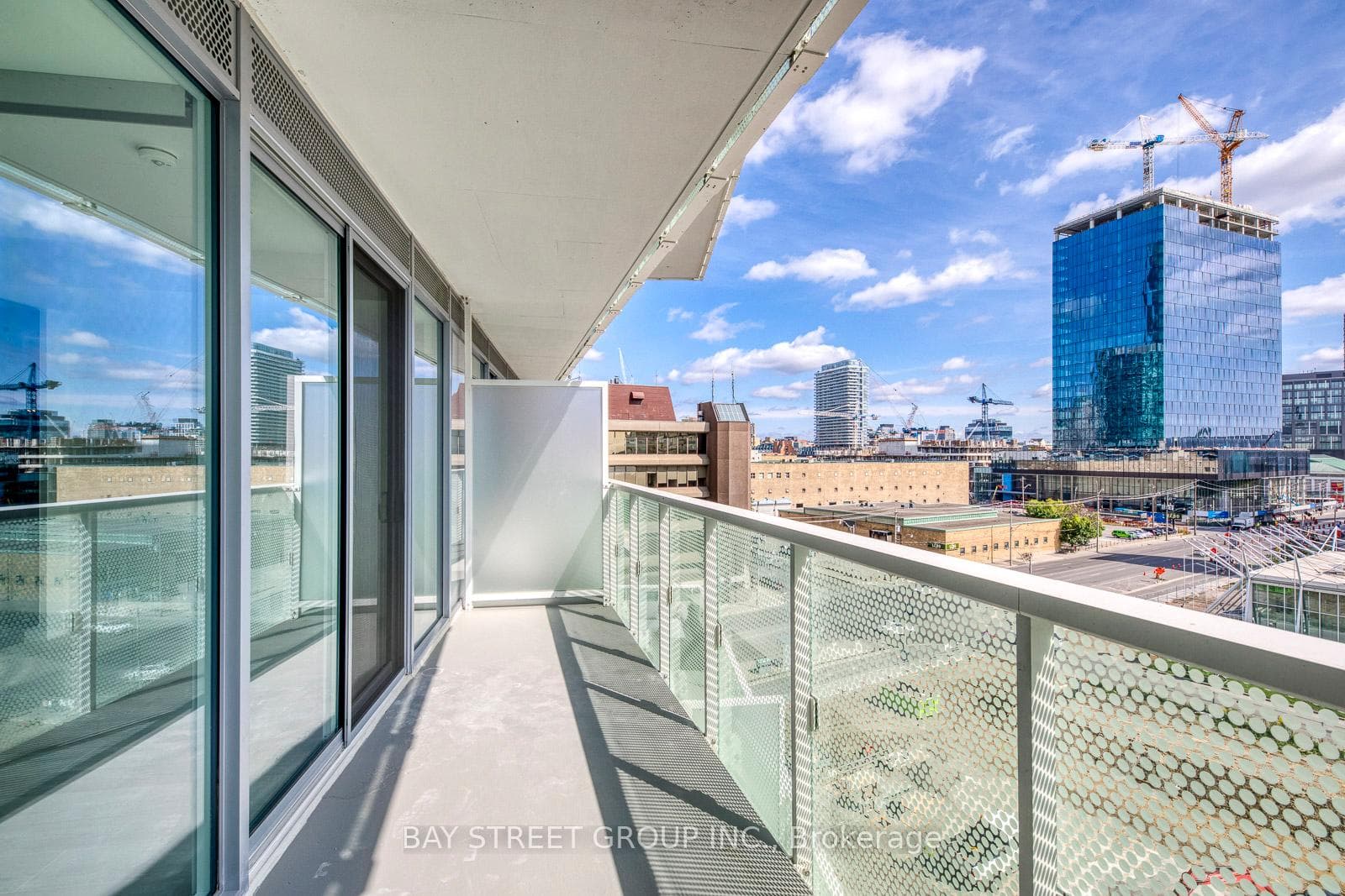15 Queens Quay Unit 624 photo 22