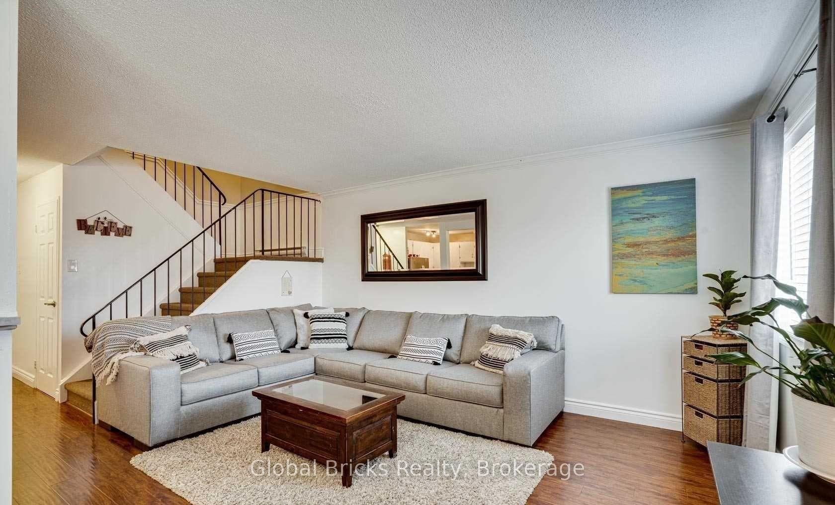 1066 FALGARWOOD Drive Unit 165 photo 9