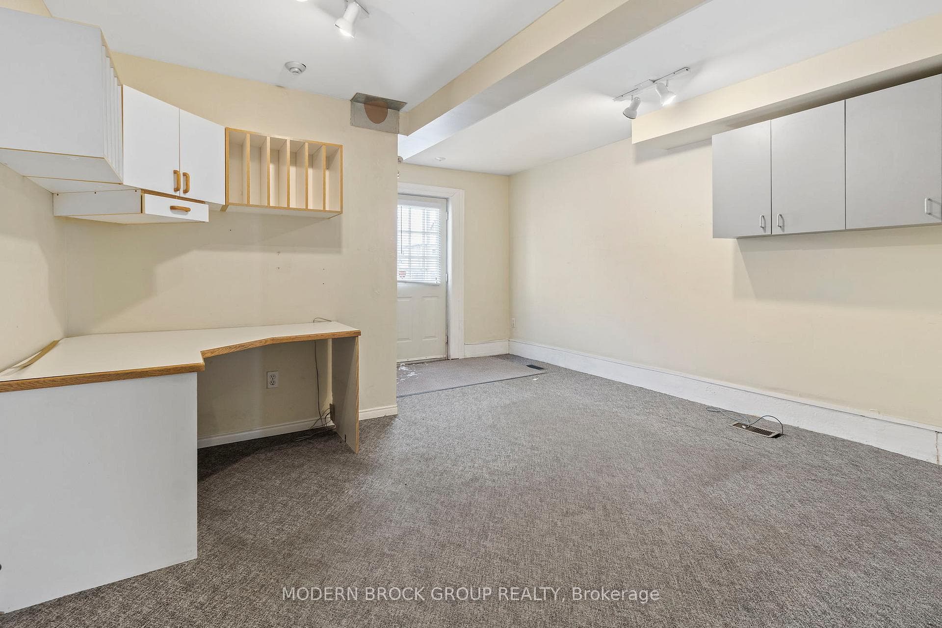 33 Perth Street photo 14