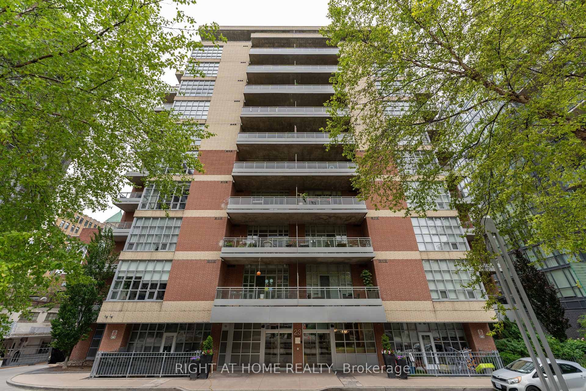 23 Brant St