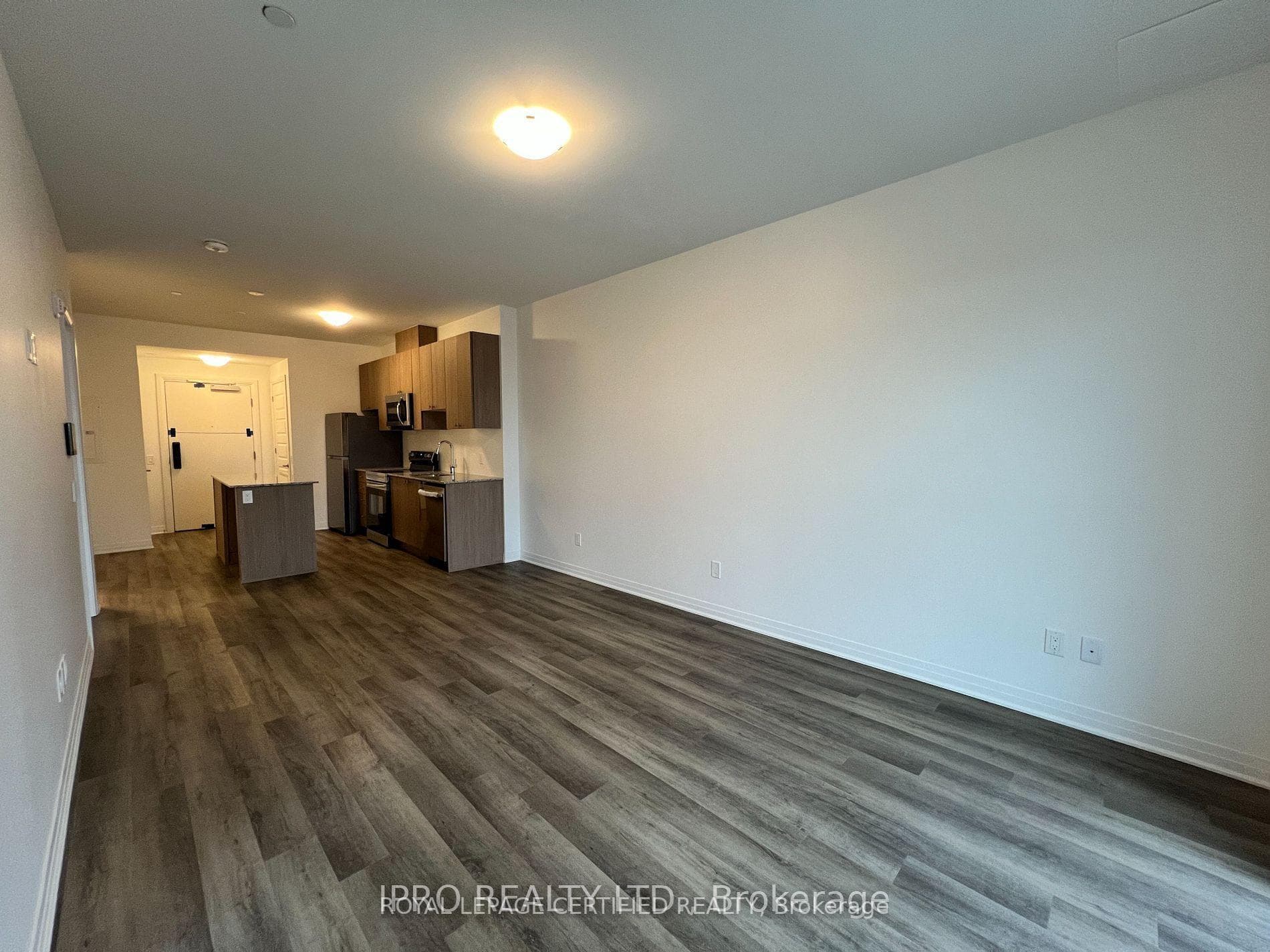 460 Gordon Krantz Avenue Unit 420 photo 10