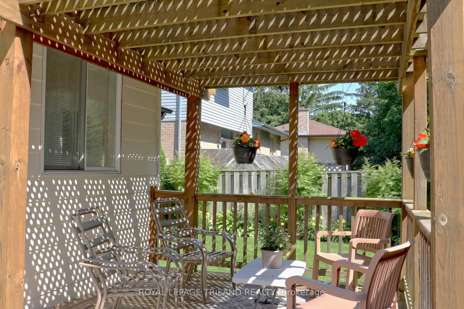 11 Lynngate Grove photo 27