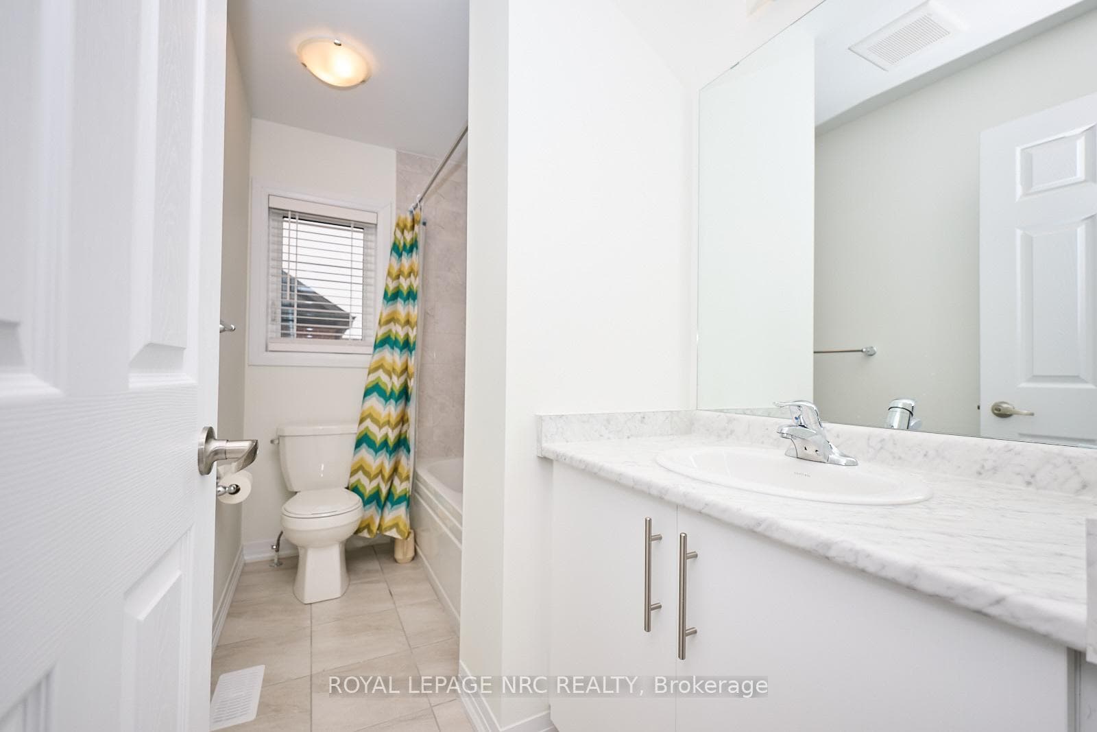 10 Heritage Way photo 17