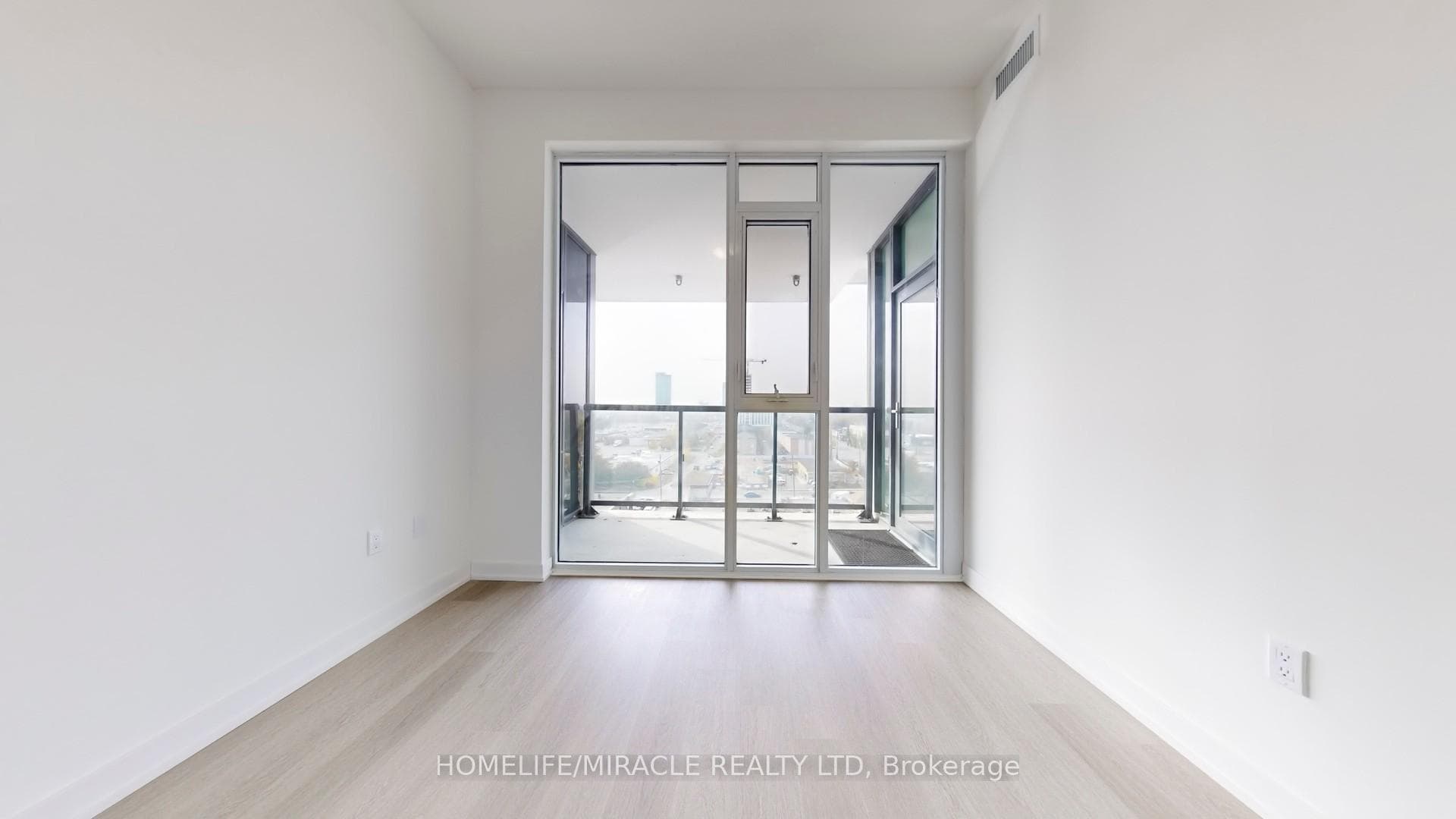 859 The Queensway N/A Unit 805 photo 15