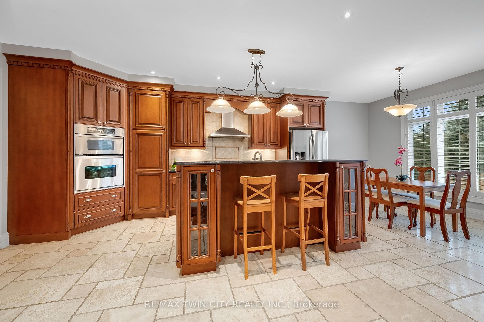 27 Black Maple Crescent photo 9