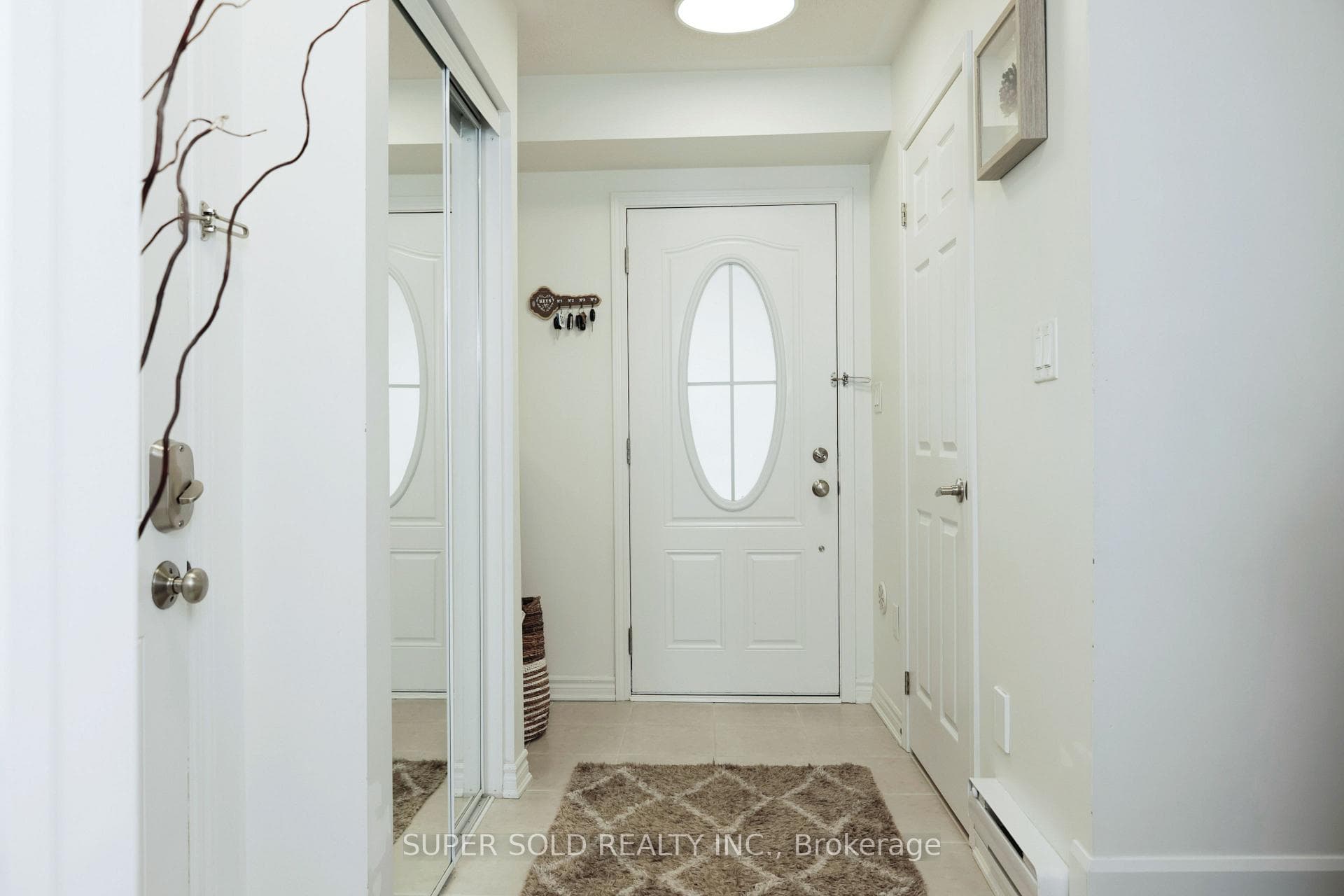 286 Casson Point photo 3