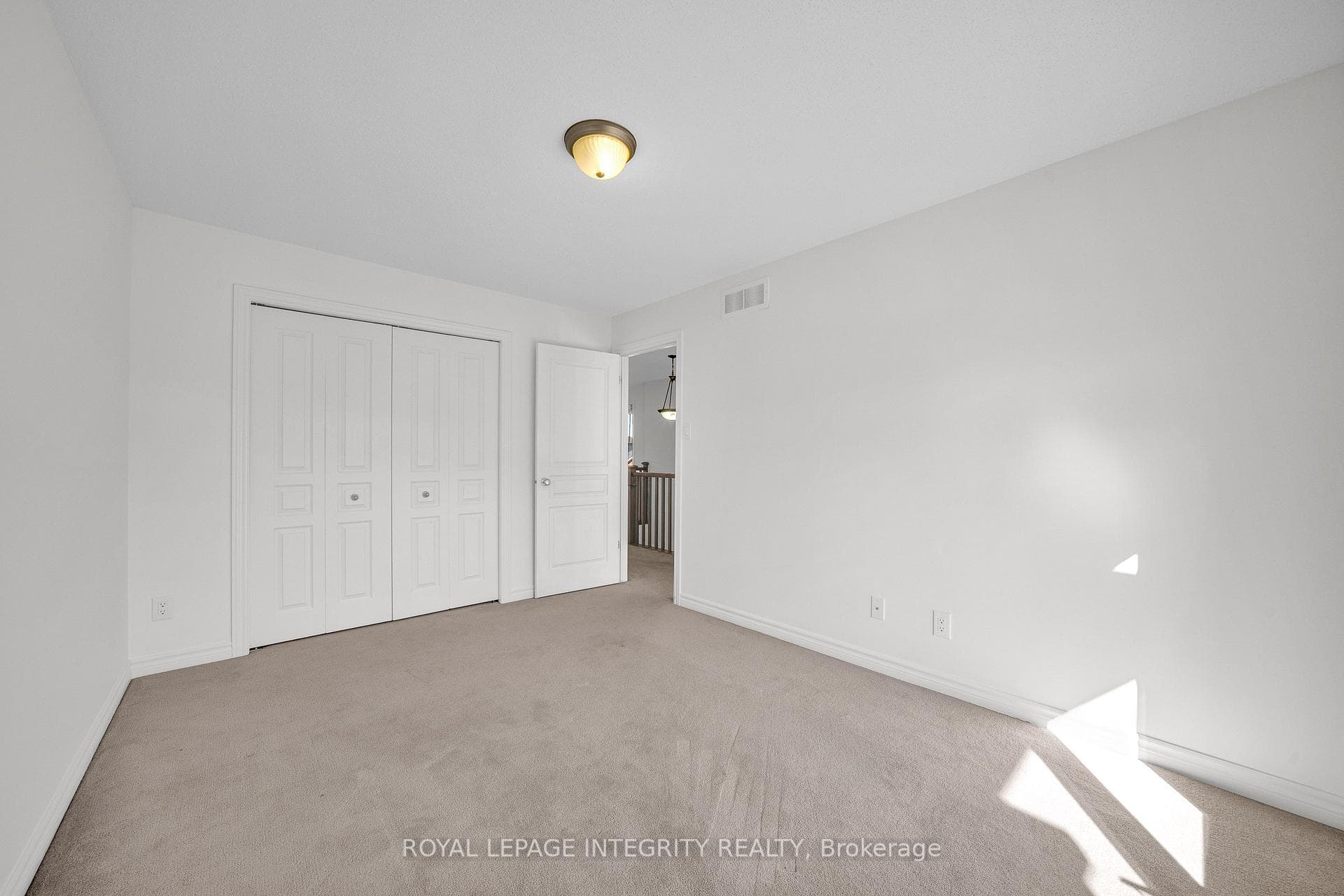 924 Fletcher Circle photo 37