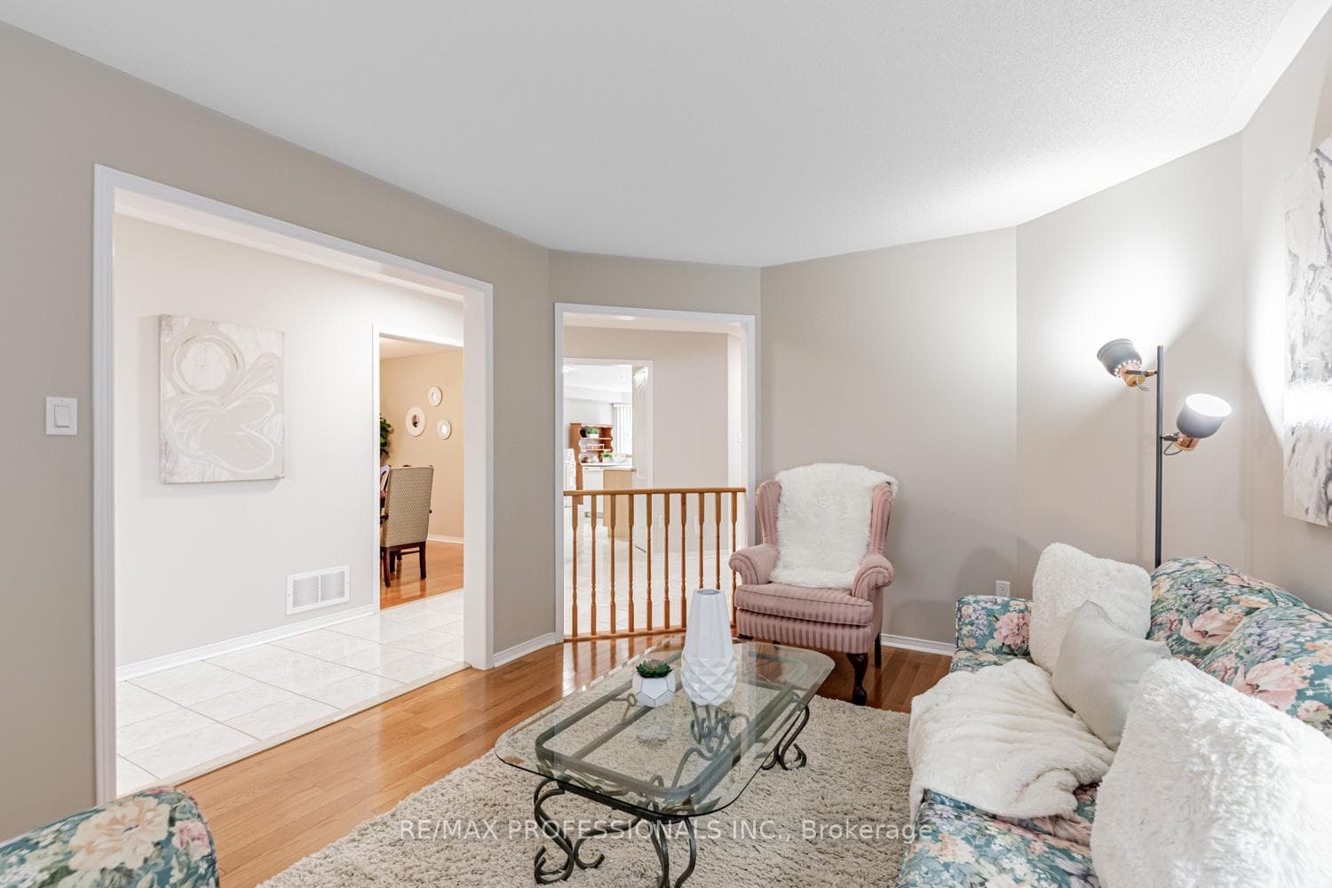 62 Banington Crescent photo 8