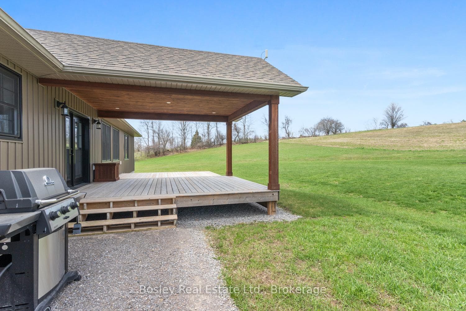 494 Pinegrove Road photo 31