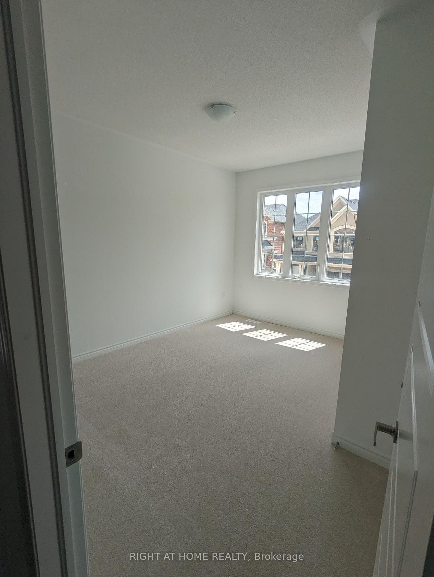 1410 Swallowtail Lane photo 21