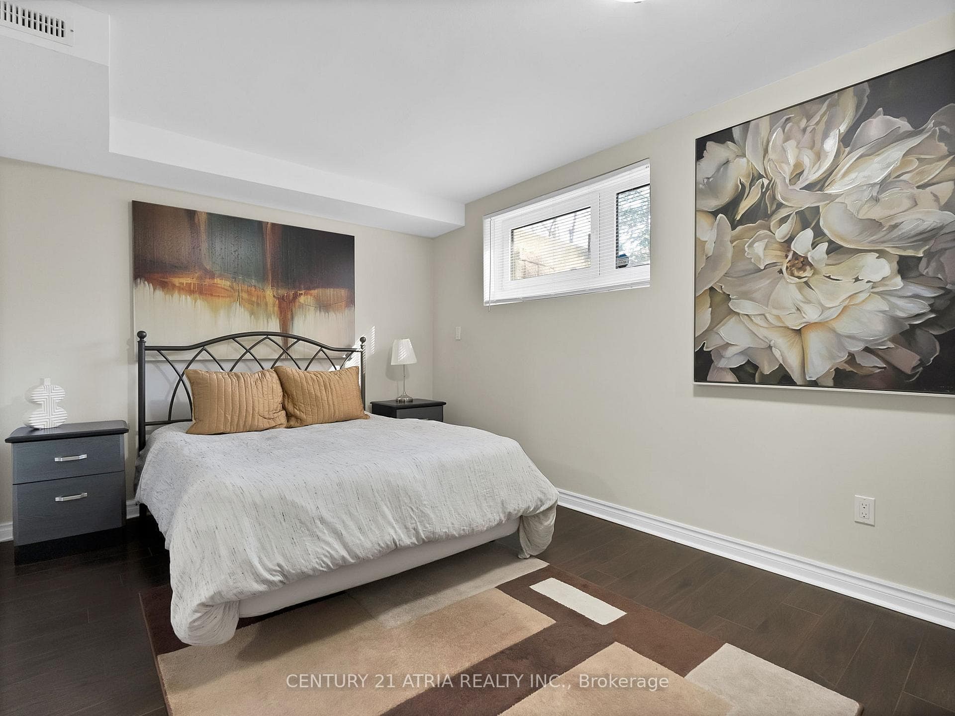 72 Redwood Avenue photo 39