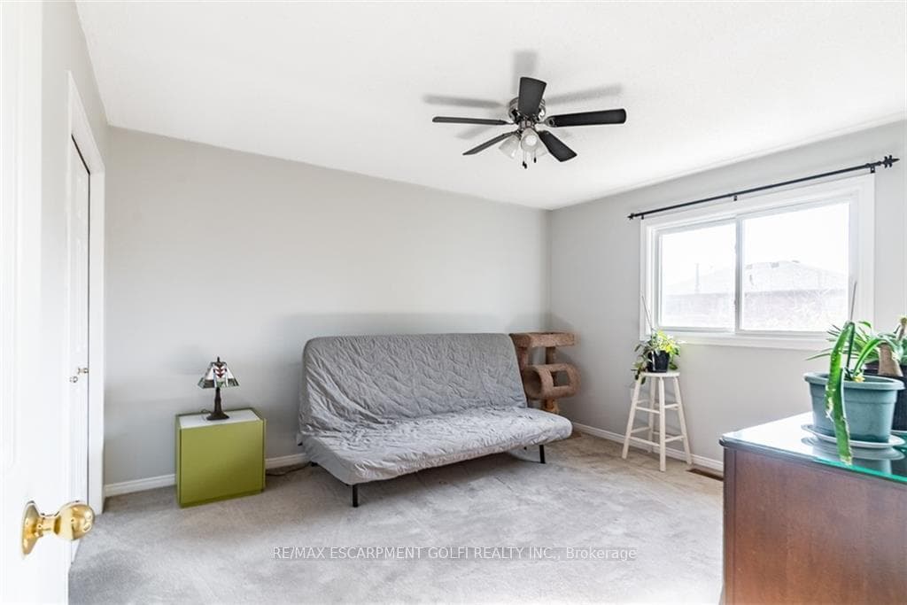 162 Delancey Boulevard photo 18