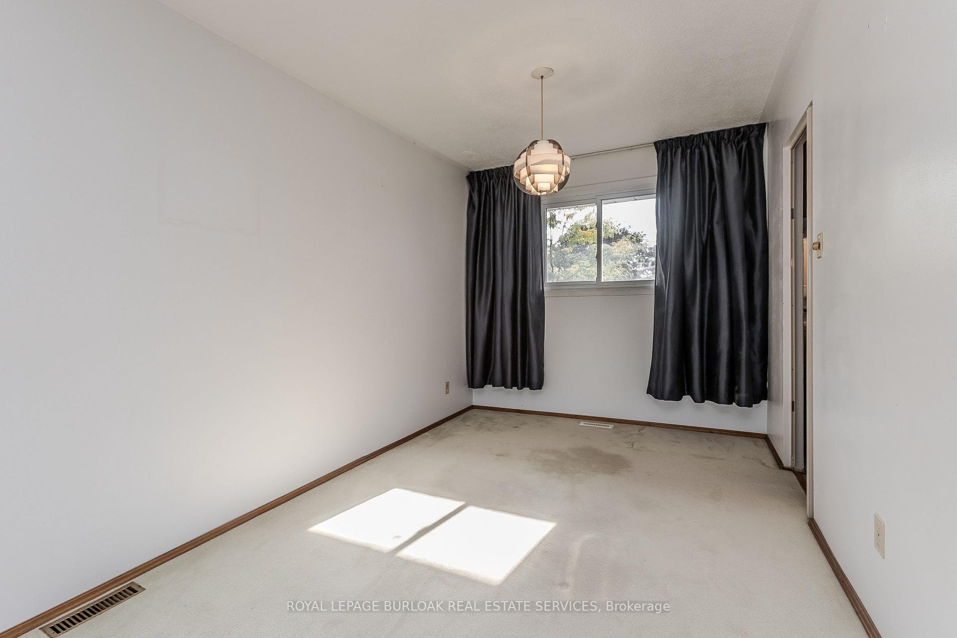 196 Mendel Court photo 8