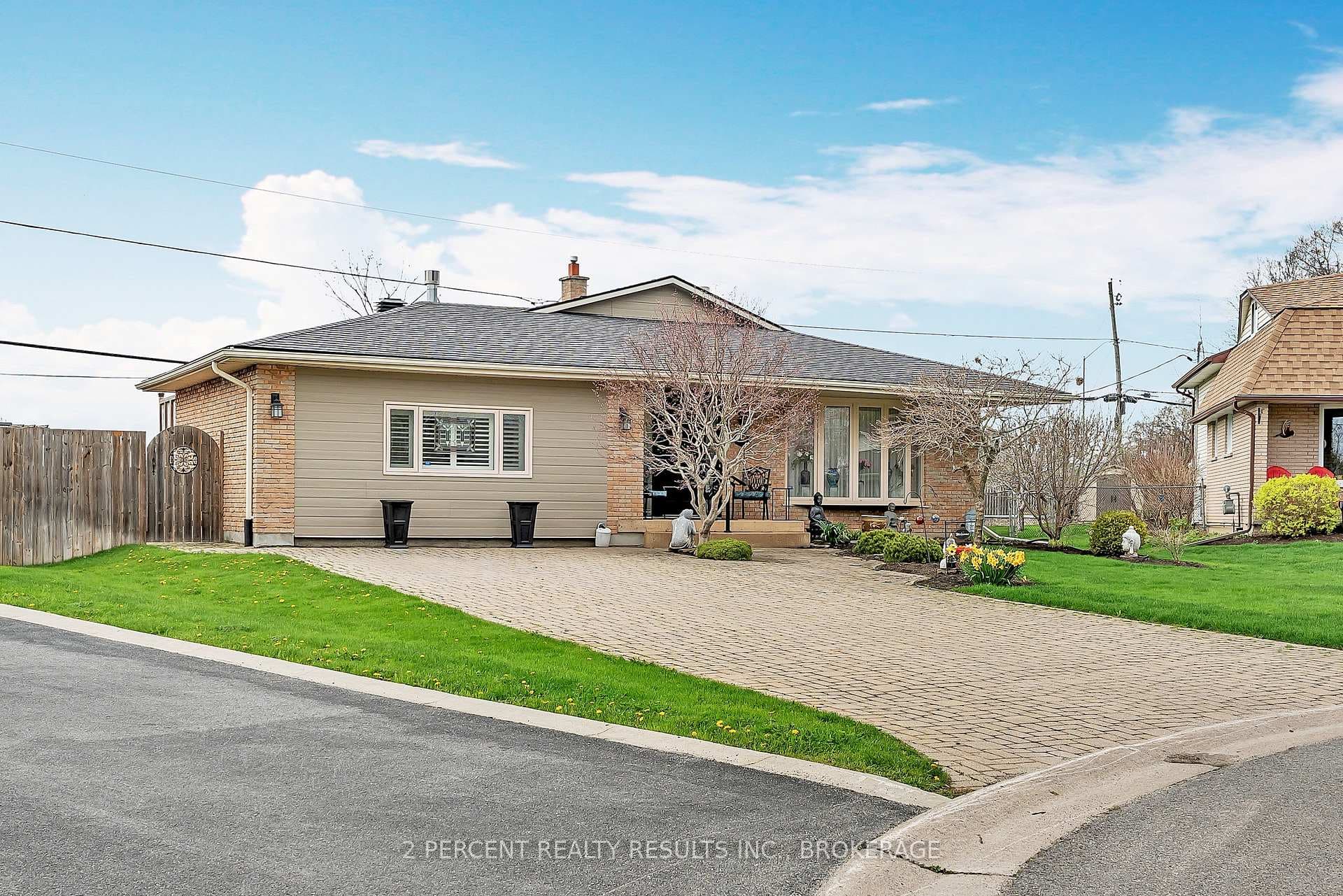 935 Brodie Avenue photo 39