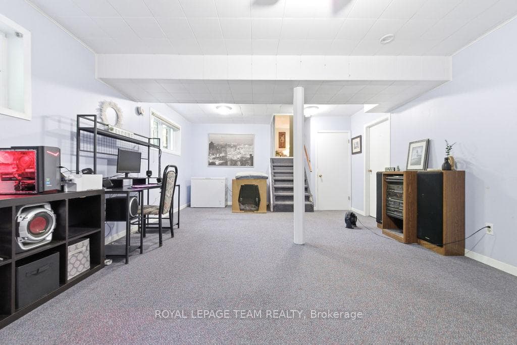 7 Simmons Drive photo 28