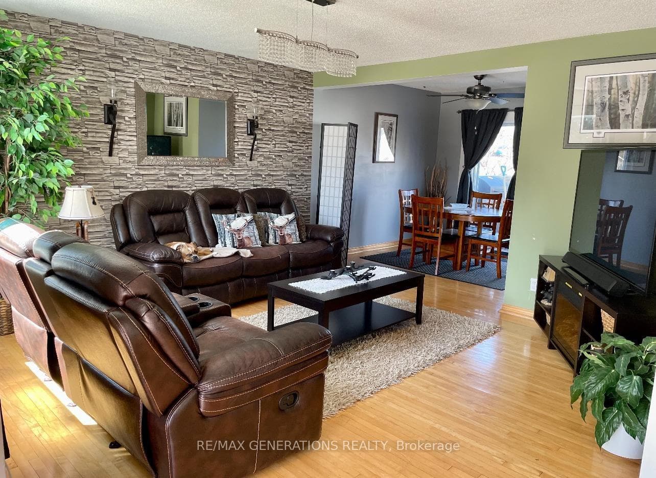 22 Stevens Avenue photo 2