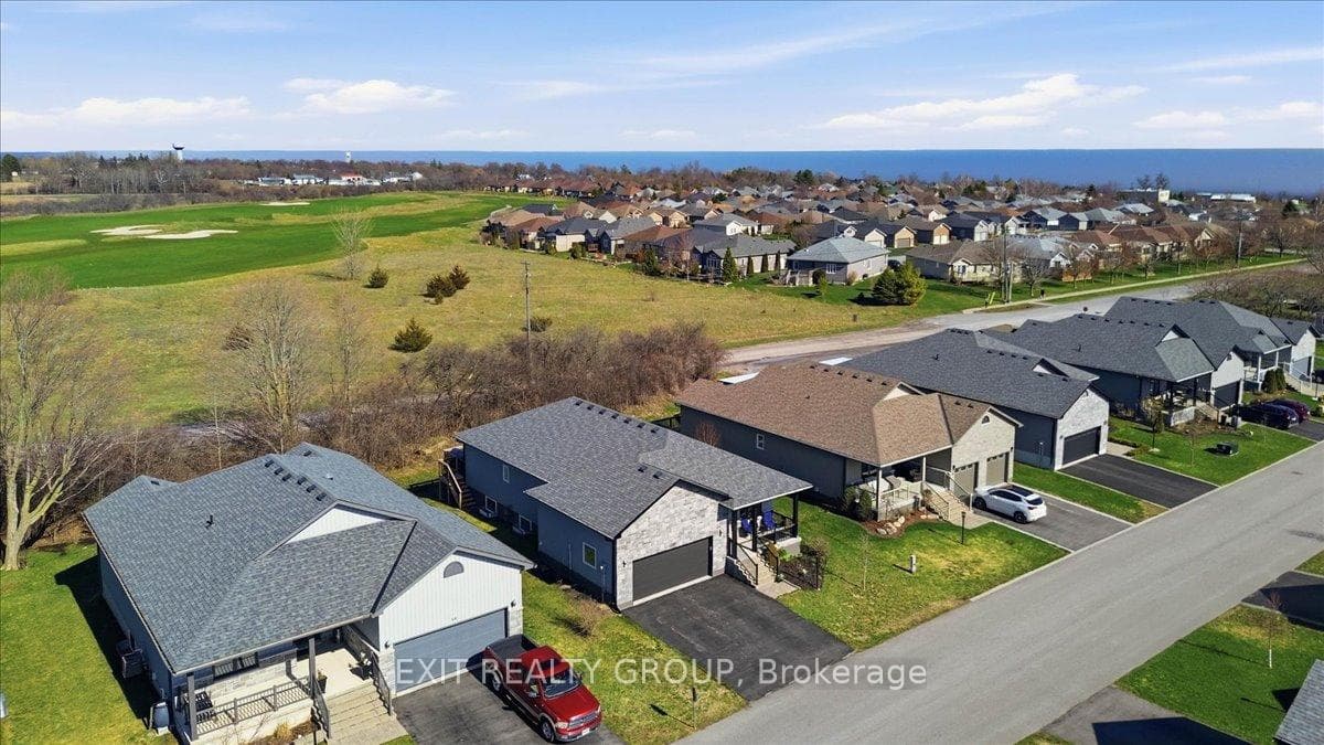 12 Dorchester Drive photo 37