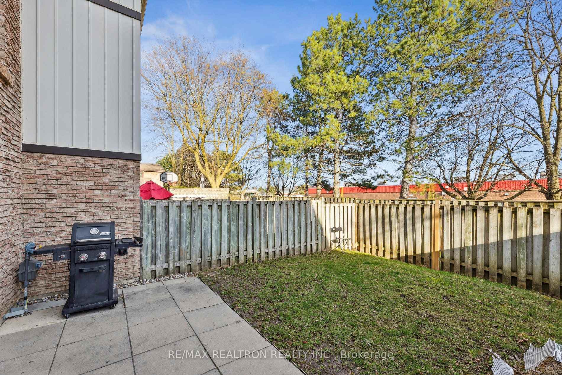 221 Ormond Drive Unit 31 photo 13
