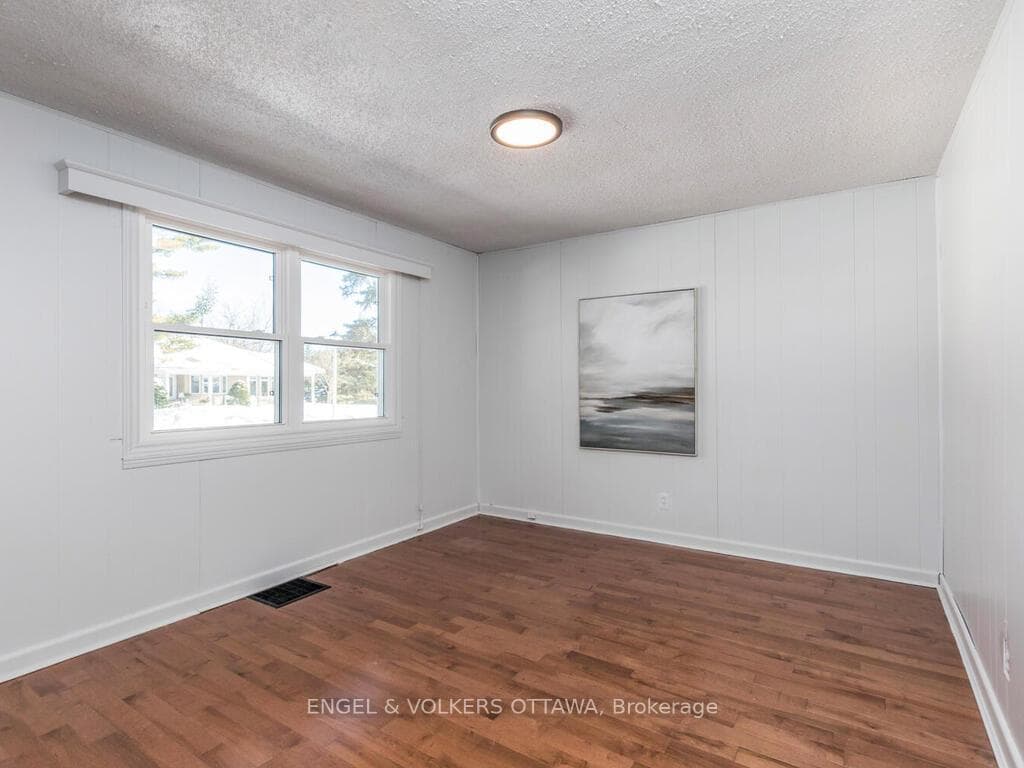 878 Dunlevie Avenue photo 24