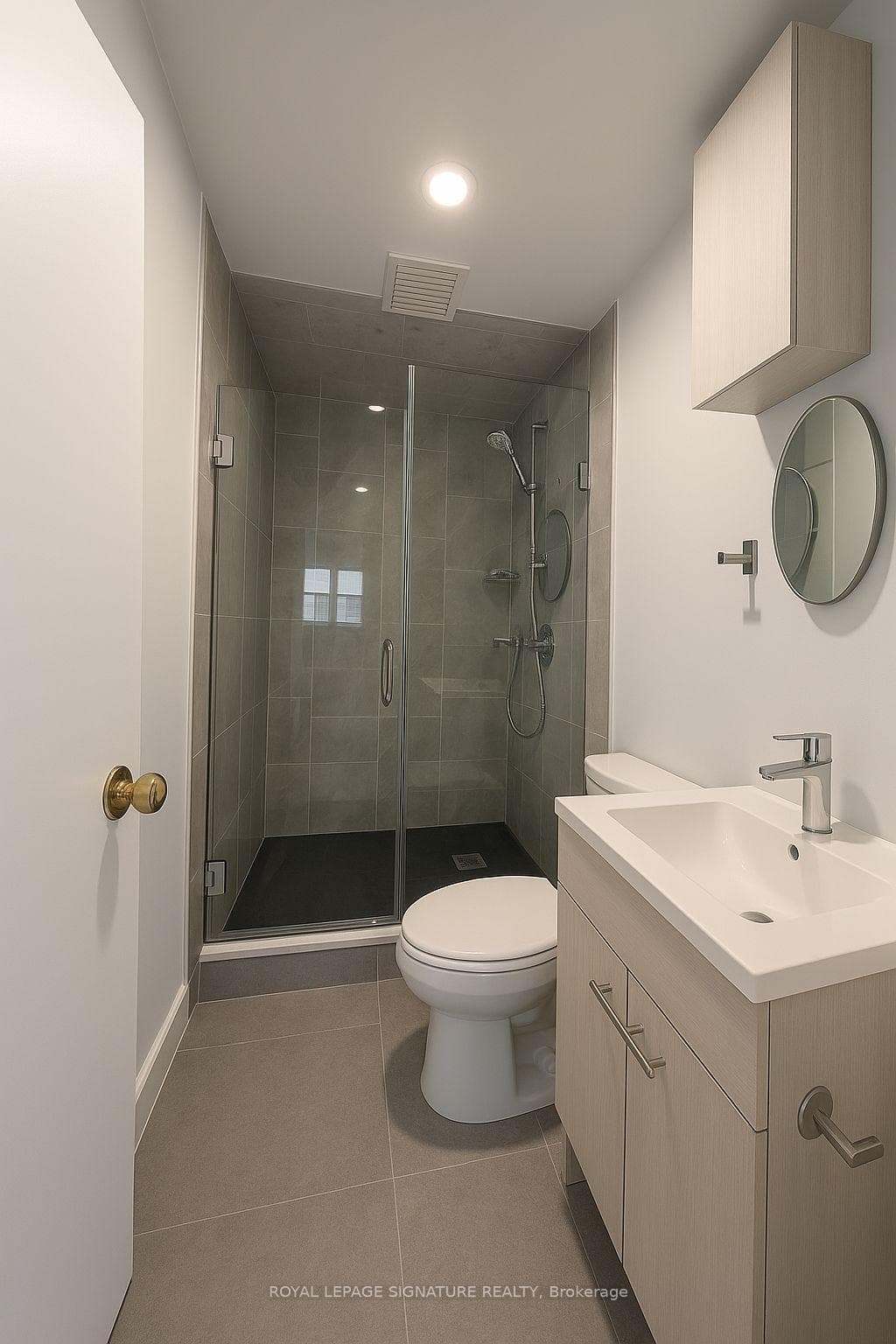 2798 Lakeshore Boulevard Unit 2 photo 3