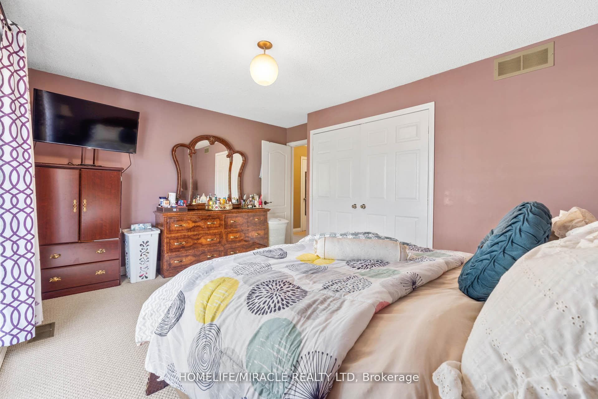 73 Garrard Road photo 16