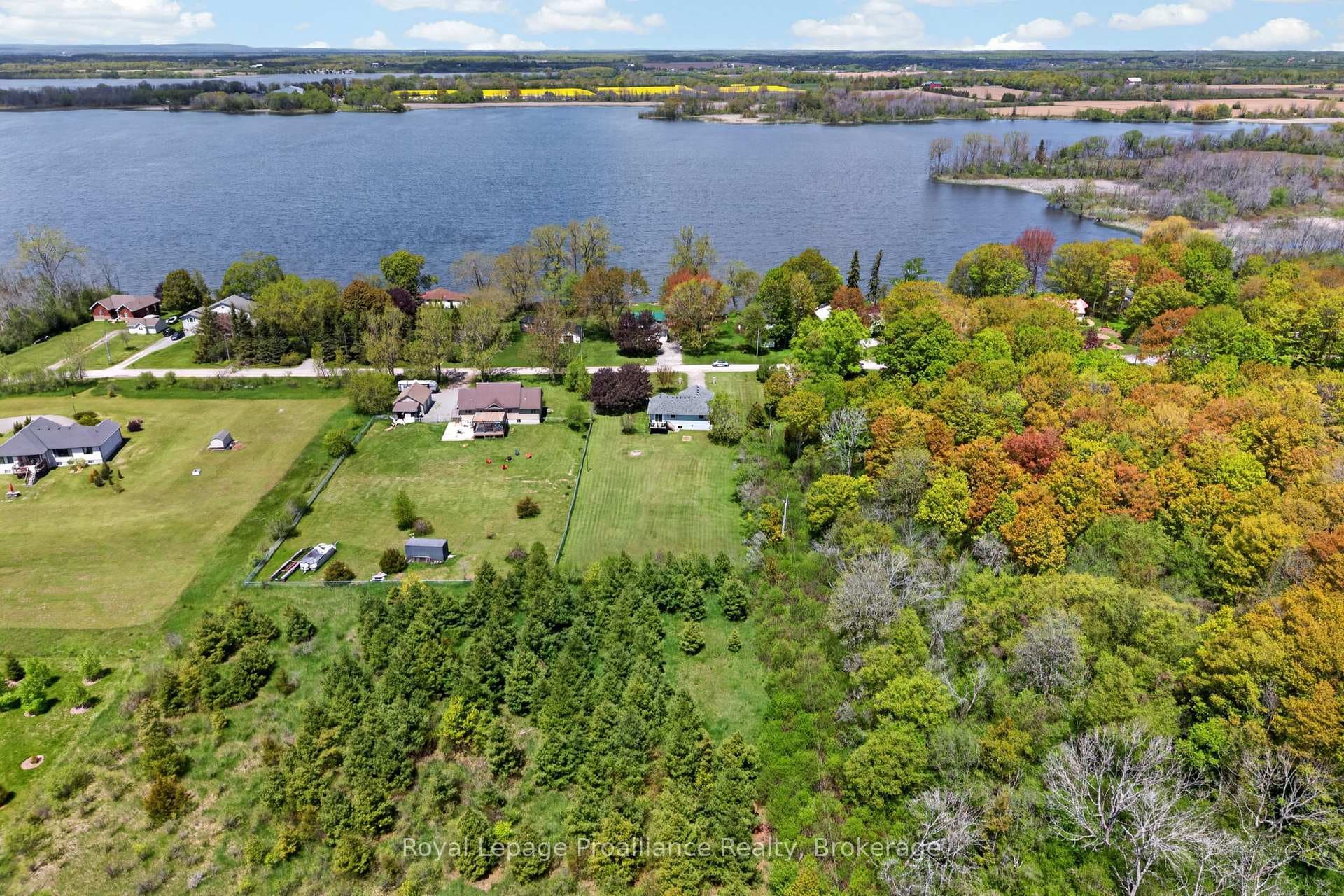 112 Huycks Bay Road photo 30