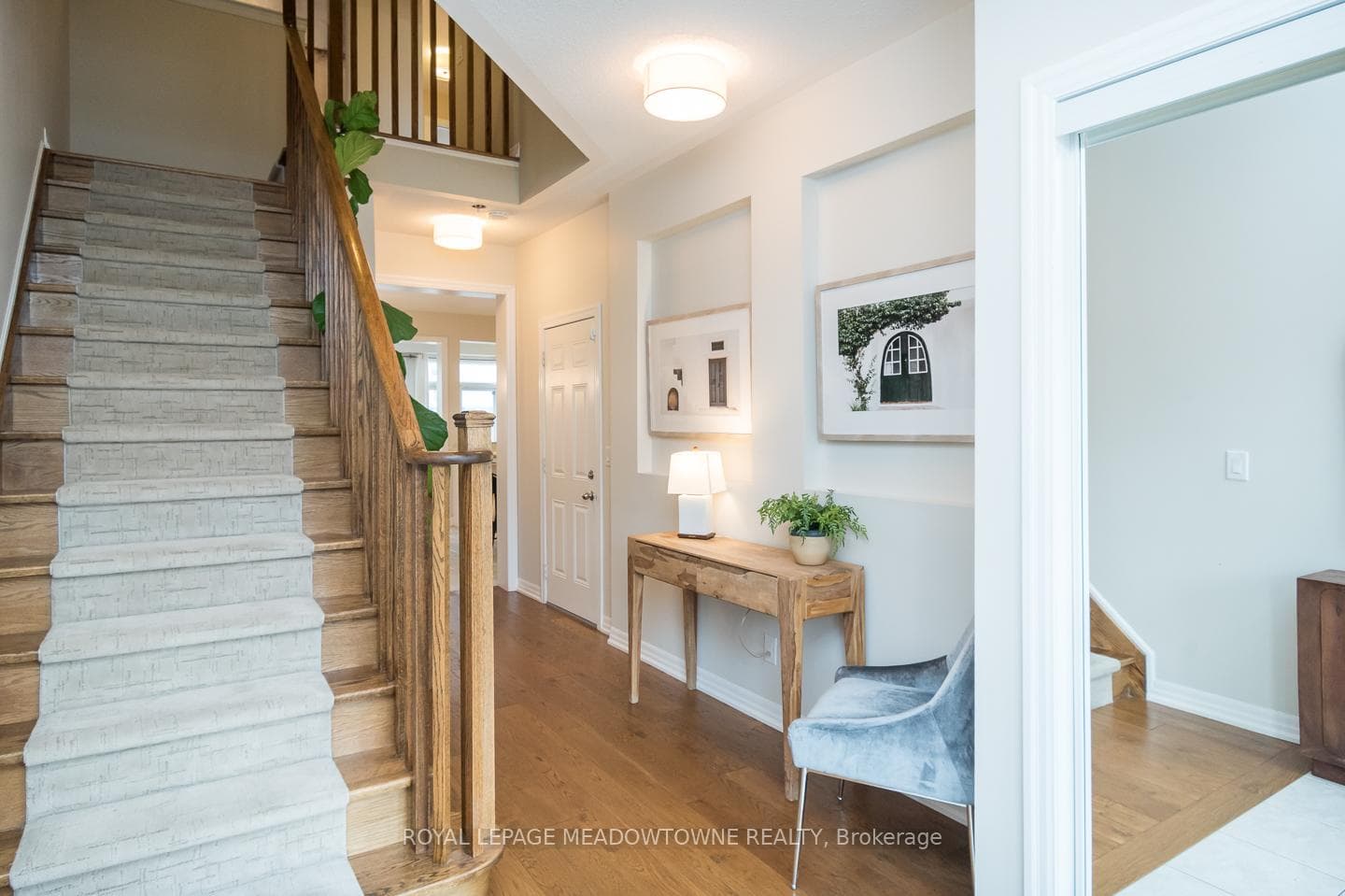 120 Aird Court photo 19