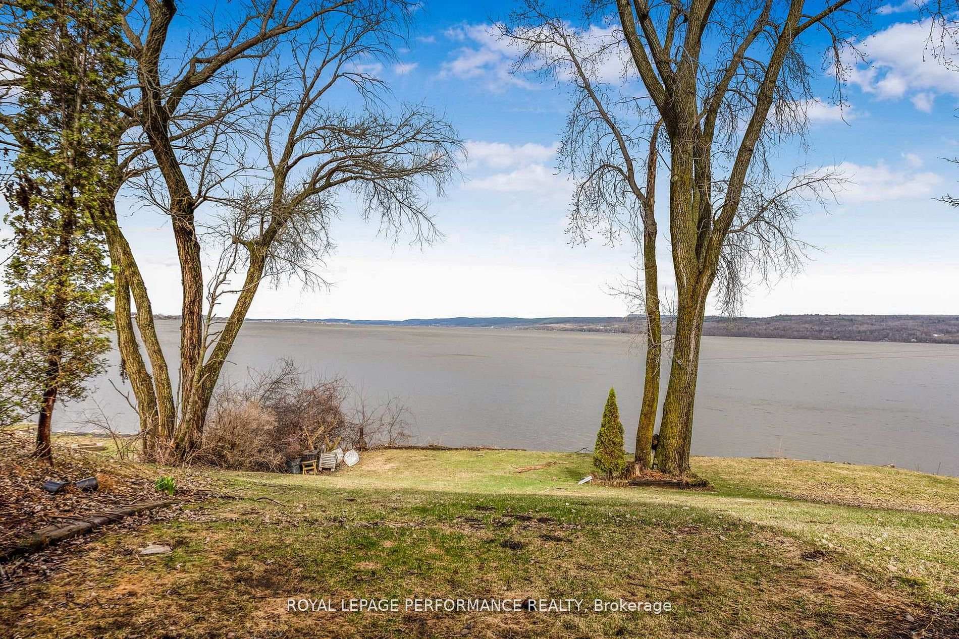 922 Lalonde Road photo 27