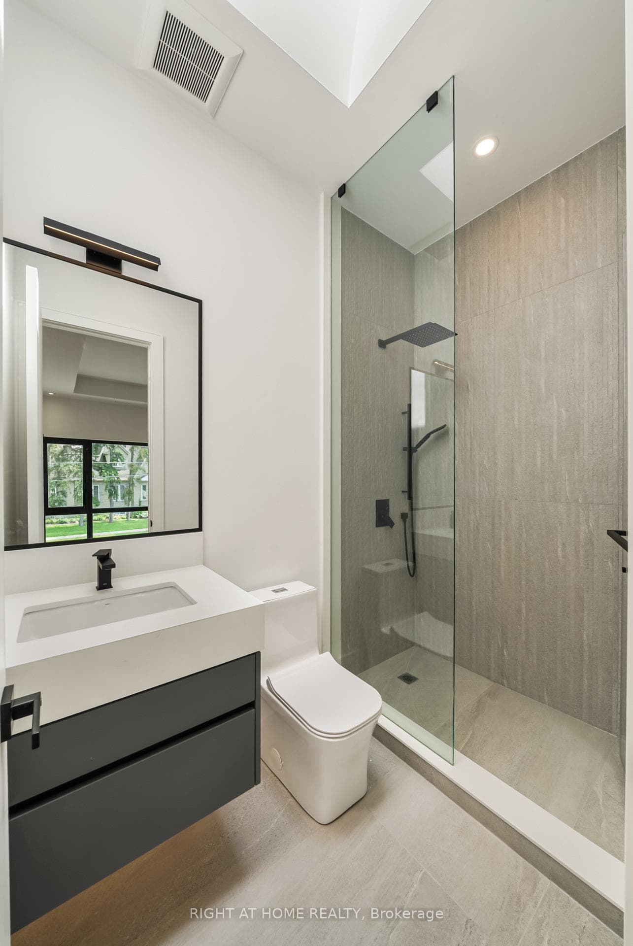 1209 Canterbury Road photo 31