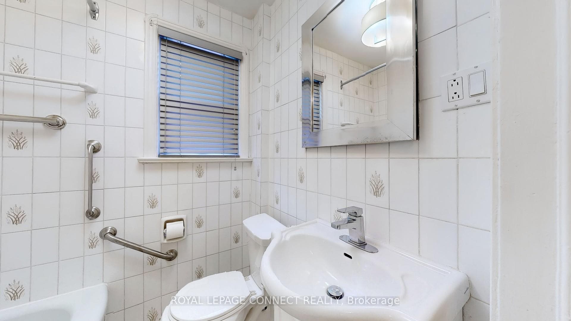 61 Yardley Avenue photo 23