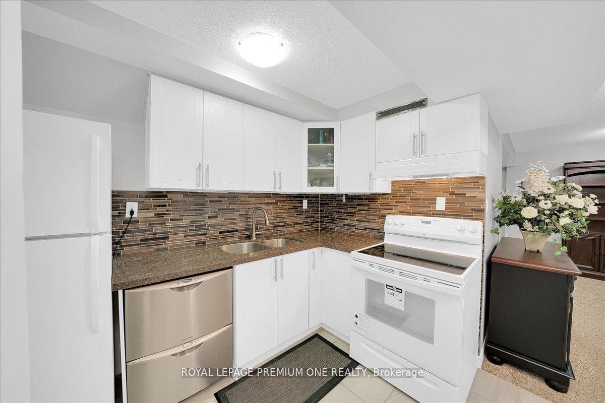 30 Monabelle Crescent photo 38
