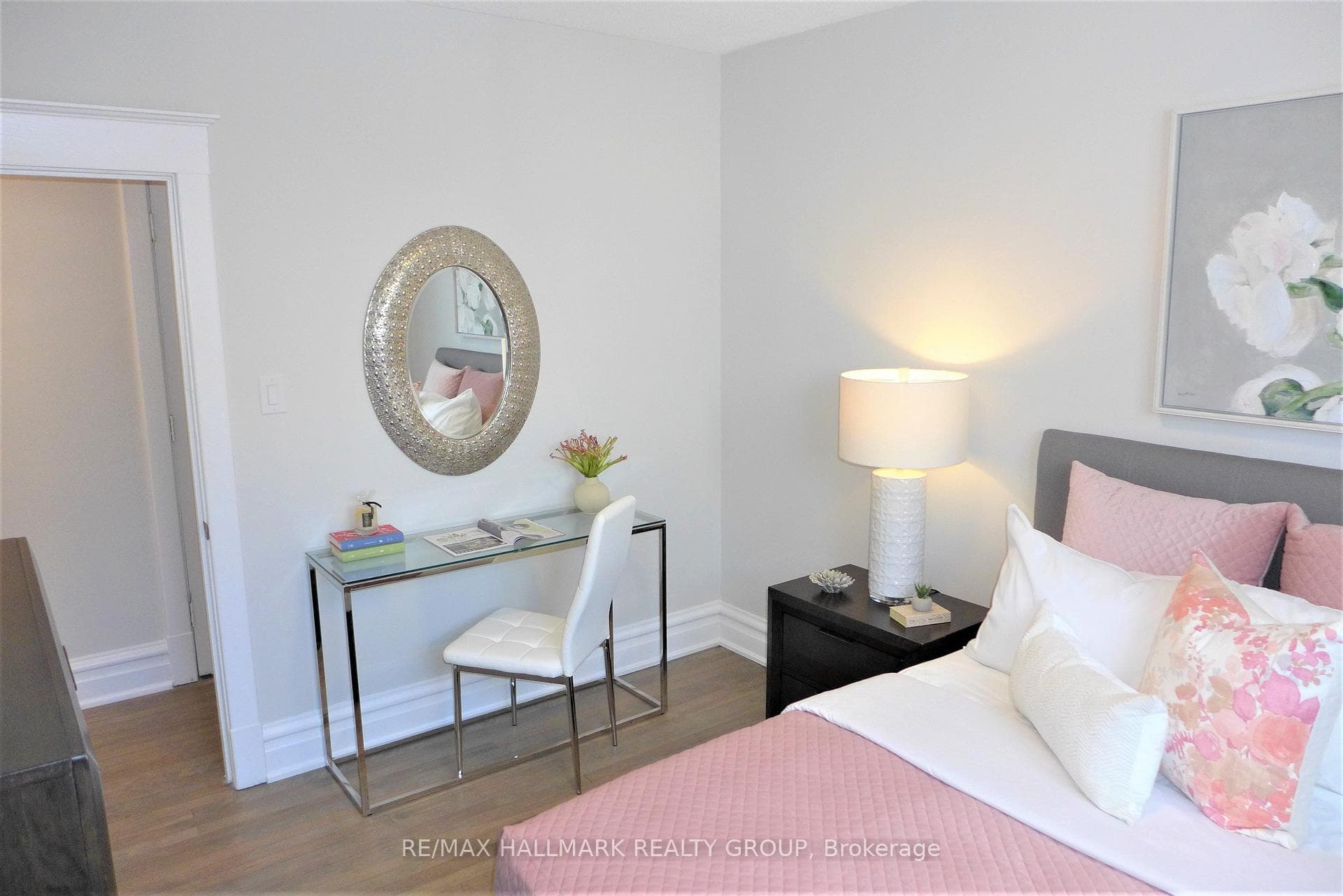 375 MacKay Street Unit 2 photo 18