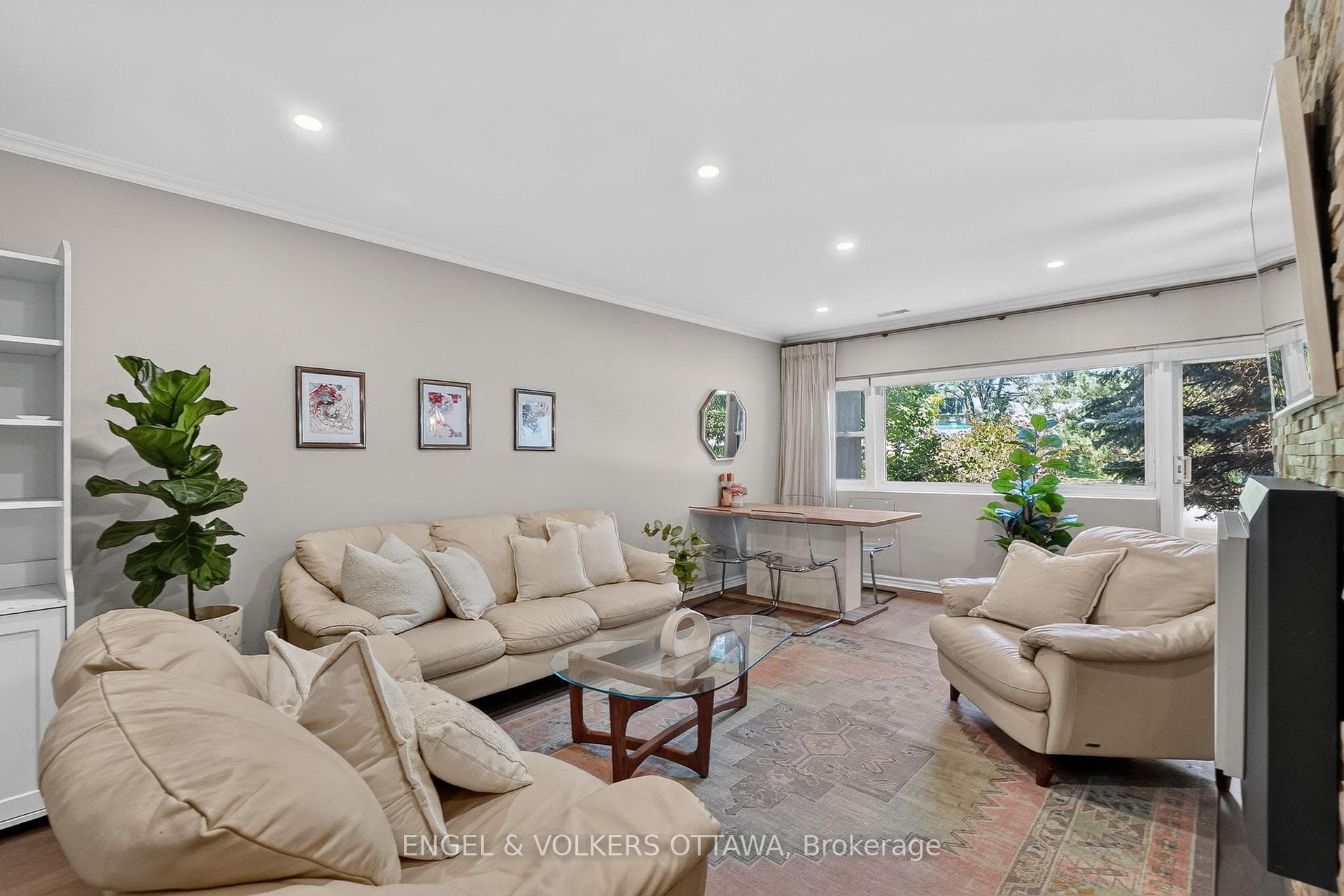 12 CORKSTOWN Road Unit 119 photo 2
