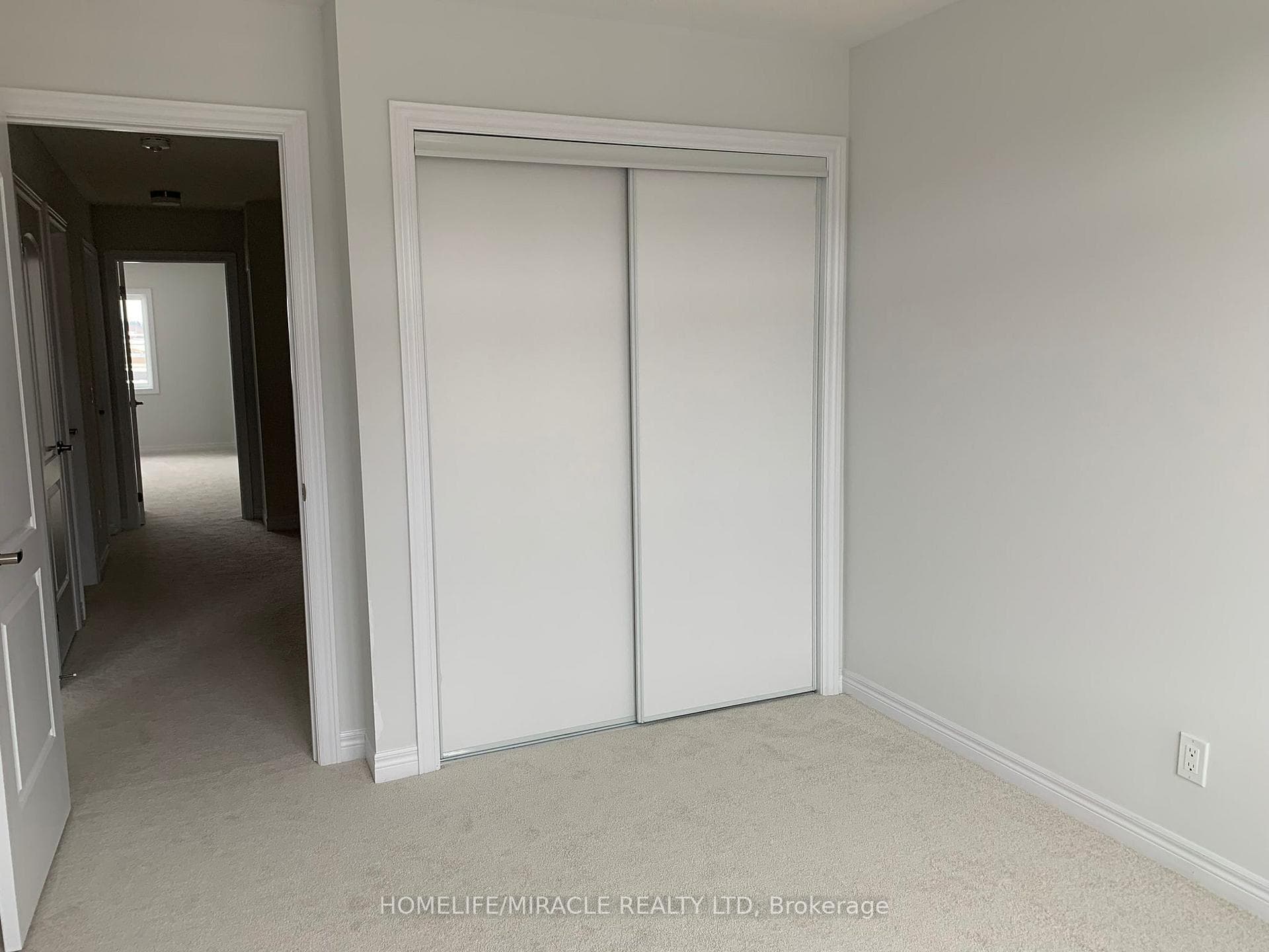 1090 Lockie Drive photo 11