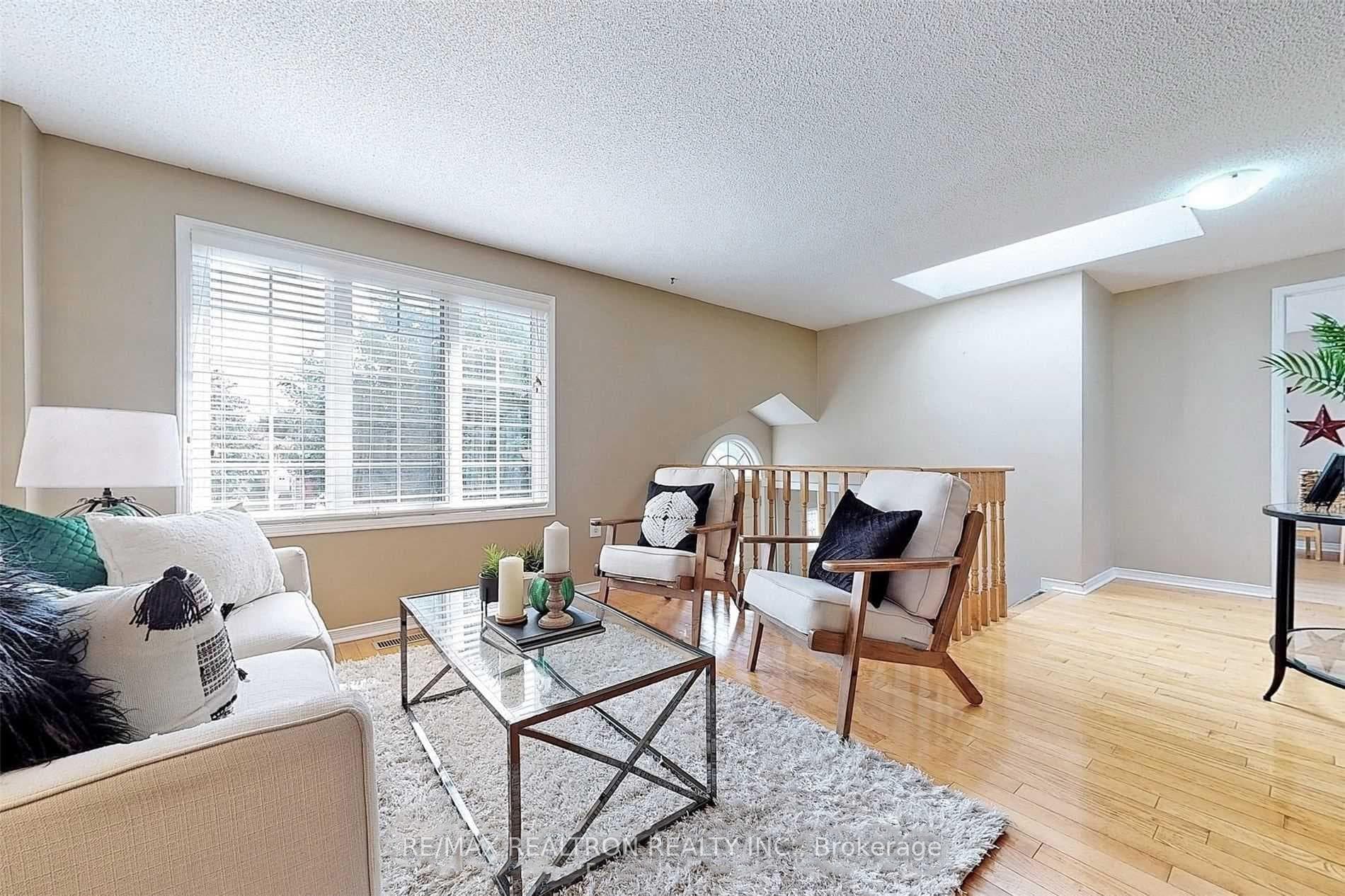 48 Jones Drive photo 4