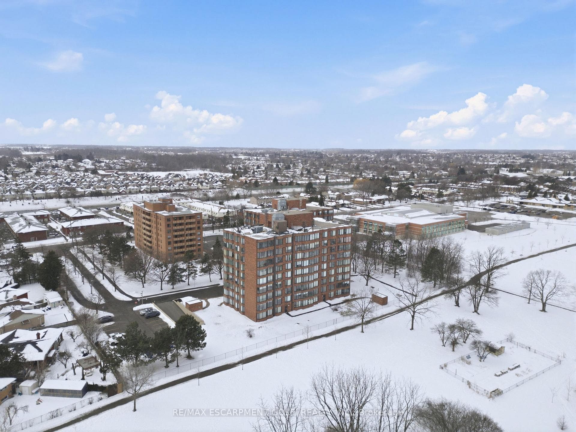 180 Limeridge Road Unit 208 photo 26