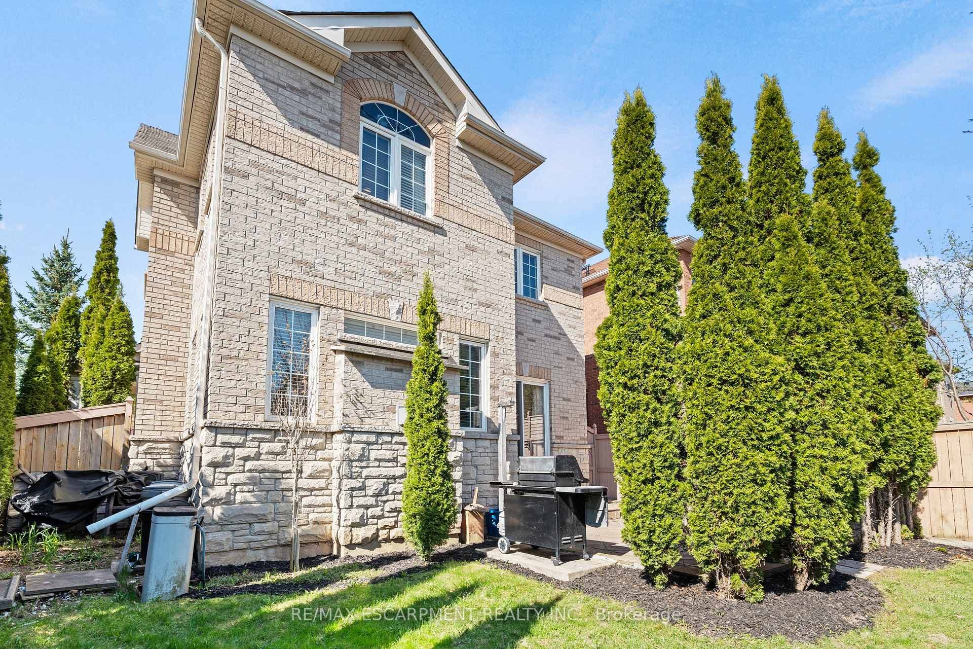 200 Miller Drive photo 41